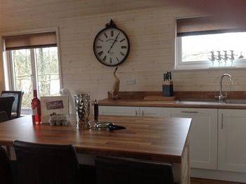 Cleveley Mere Luxury Waterside Lodges Scorton  Экстерьер фото