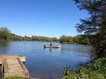 Cleveley Mere Luxury Waterside Lodges Scorton  Экстерьер фото