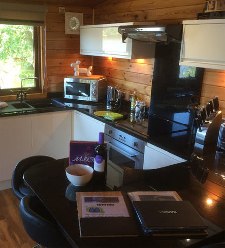 Cleveley Mere Luxury Waterside Lodges Scorton  Экстерьер фото